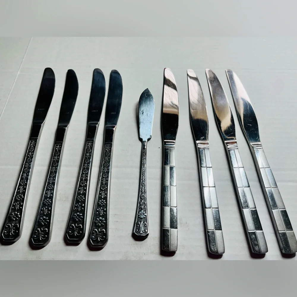 VINTAGE FLATWARE CAMBRIDGE LANDSCAPE & INTERPUR FLORENZ DINNER KNIVES (TOTAL 9)